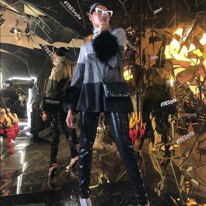 Meet your Posher, Whitney